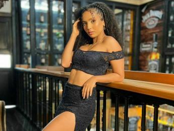 EmmaLower — Livejasmin stream photo (May 2025)