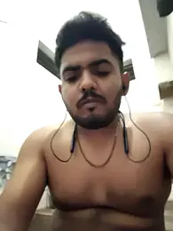 roselover2222 — Stripchat stream photo (Apr 2026)