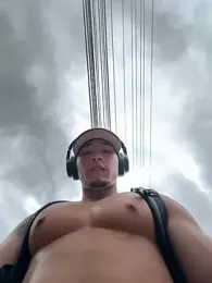 Horny_nick19 — stripchatでウェブカムモデルオンライン