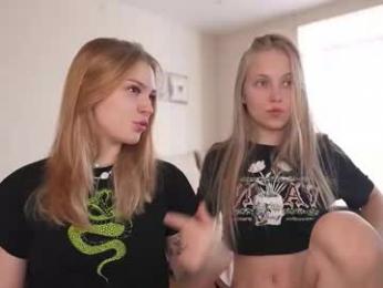 cyberl0ve_ — chaturbateでウェブカムモデルオンライン