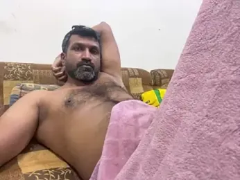 Black_Bull041988 — stripchatでウェブカムモデルオンライン