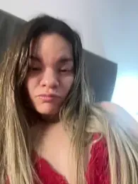 Zyrella — stripchatでウェブカムモデルオンライン