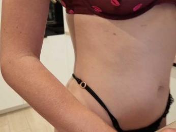 pinabellaa — Bongacams stream photo (Aug 2026)