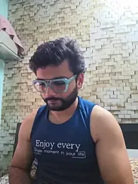 desi_agni — Stripchat stream photo (Jun 2026)