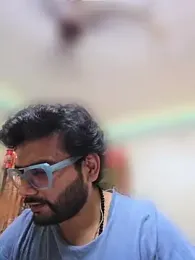 desi_agni — Stripchat stream photo (May 2026)
