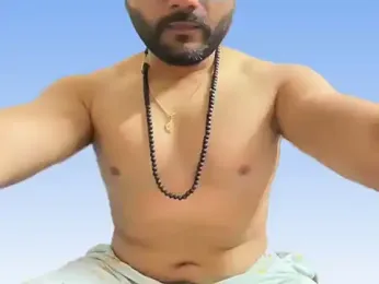 desi_agni — Stripchat stream photo (May 2026)