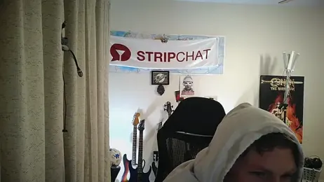 9VOLTT — stripchatでウェブカムモデルオンライン