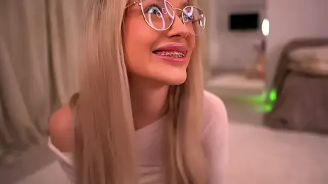 KylieJoyce — Stripchat stream photo (Apr 2026)