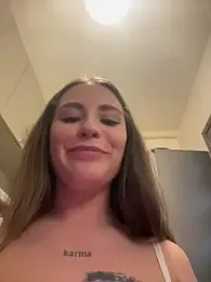 m_vanessa — Stripchat stream photo (Mar 2026)
