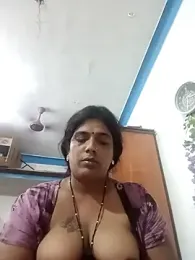 kissmetha — Stripchat stream photo (Oct 2025)