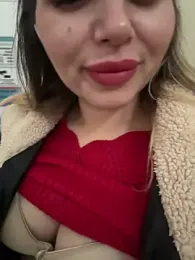 AlivePoor — Stripchat stream photo (Feb 2026)