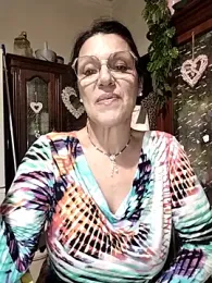 Melmamalhuda@xh — Stripchat stream photo (Apr 2026)