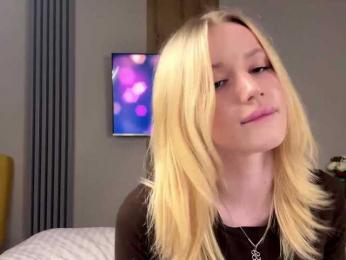 moonavelle — Bongacams stream photo (May 2026)