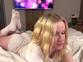 moonavelle — Bongacams stream photo (May 2026)