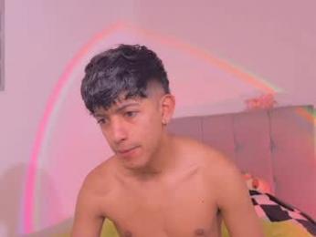 teobuff — chaturbateでウェブカムモデルオンライン