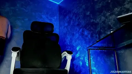 CLOUDYJULIUS — stripchatでウェブカムモデルオンライン