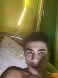 YElrosy — Stripchat stream photo (Aug 2026)