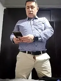 BigCristh79 — stripchatでウェブカムモデルオンライン