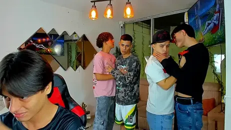 Houseofwarrios — stripchatでウェブカムモデルオンライン