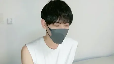 itsme_LEON — stripchatでウェブカムモデルオンライン