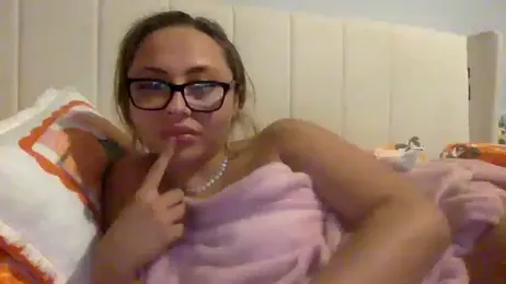 petitelucyXoxx — Stripchat stream photo (Apr 2026)