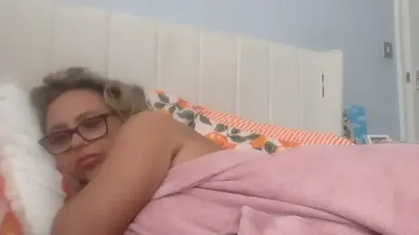 petitelucyXoxx — Stripchat stream photo (Apr 2026)