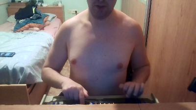 ultrasonico5 — Cam4 profile photo