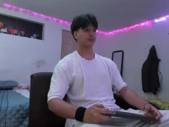 with_ken — Chaturbate stream photo (Apr 2026)