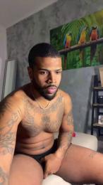 Whoisrosy — Cam4 stream photo (Feb 2025)