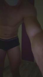 Tombeurpro — cam4でウェブカムモデルオンライン