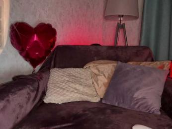 PinkFoxya — bongacams