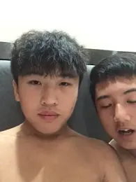 cyj860 — Stripchat stream photo (Jun 2026)