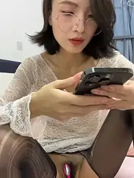 Yaobaobao — Stripchat stream photo (May 2026)