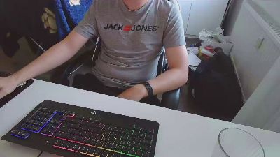 Aleex325 — Cam4 stream photo (May 2026)