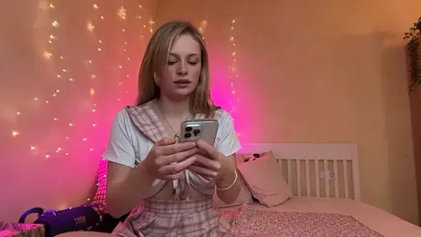 Ellakalinin00 — Stripchat stream photo (Feb 2026)