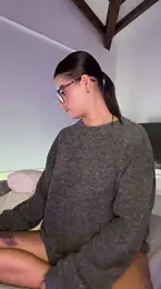 Arilw — Stripchat stream photo (Mar 2026)