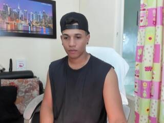 Yoxi Martinez — Flirt4free stream photo (Mar 2026)