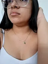 -VICKKY — Stripchat stream photo (Mar 2026)