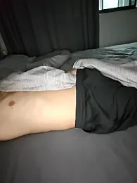 micai_fengbei — Stripchat stream photo (Mar 2026)