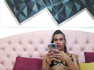 andrea-safeira — camsodaでウェブカムモデルオンライン