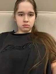 HornyGirlH — Stripchat stream photo (Mar 2026)