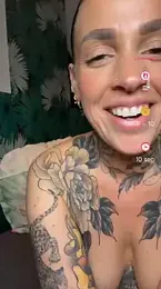 venustattoue — Stripchat stream photo (Apr 2026)