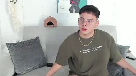 Young_Ben — Stripchat stream photo (Mar 2026)