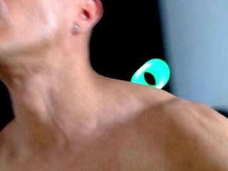 Antony Sexy — flirt4freeでウェブカムモデルオンライン