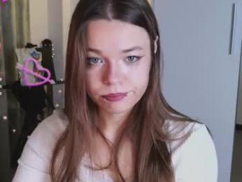 alinabae — Chaturbate stream photo (May 2025)