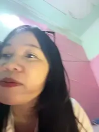 Leeeeiu — stripchatでウェブカムモデルオンライン