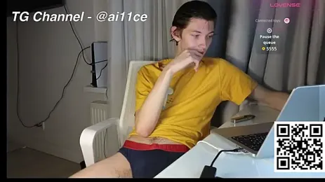 swaggenjoyer — Stripchat stream photo (Sep 2026)