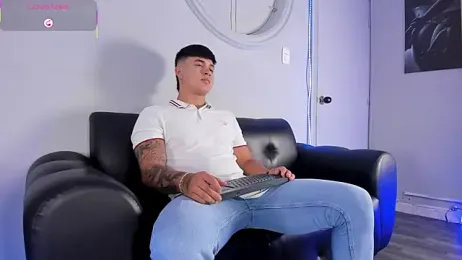 Cristopher_strong — Stripchat stream photo (Feb 2026)