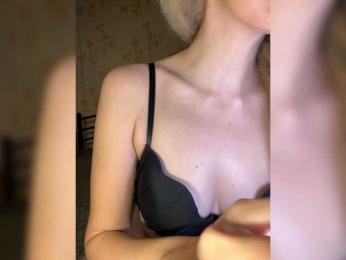 AnnaFlowers — Bongacams stream photo (May 2026)