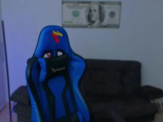 Mathew Evanz — flirt4free